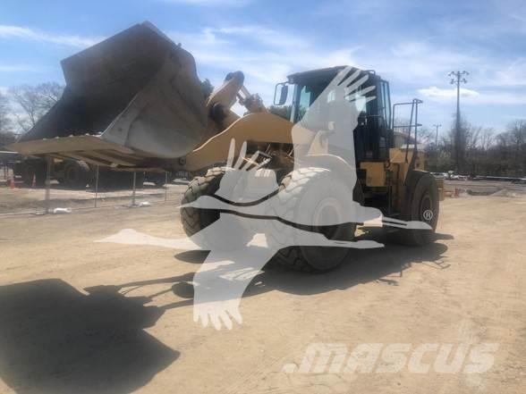 CAT 966G Gumikerekes homlokrakodók