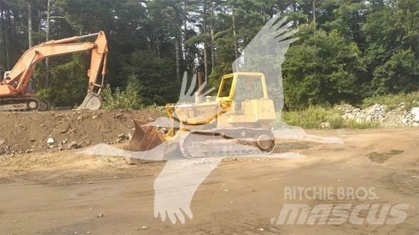 John Deere 855 Lánctalpas homlokrakodók