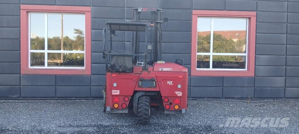 Moffett M5 25.3 NX Dízel targoncák