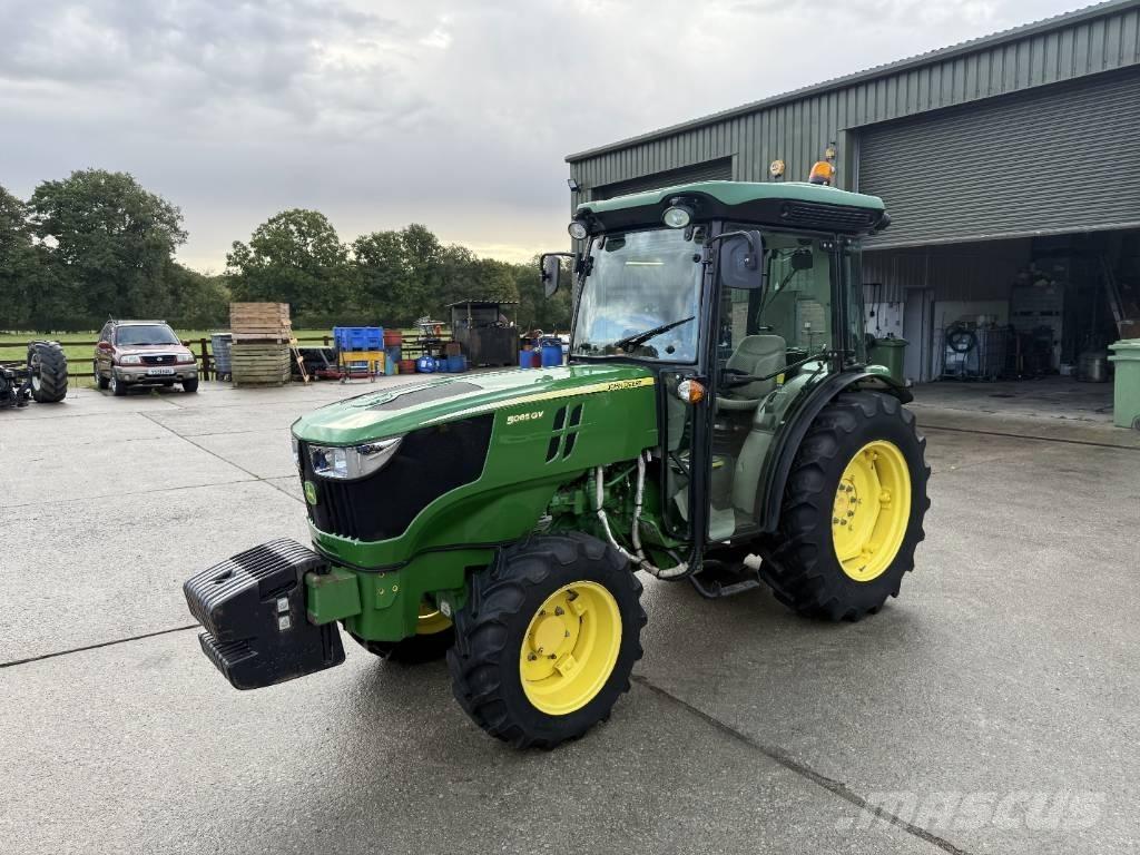 John Deere 5085 GV Traktorok