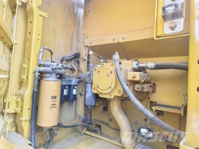 CAT 320 GC Lánctalpas kotrók