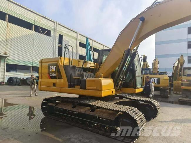 CAT 320 GC Lánctalpas kotrók