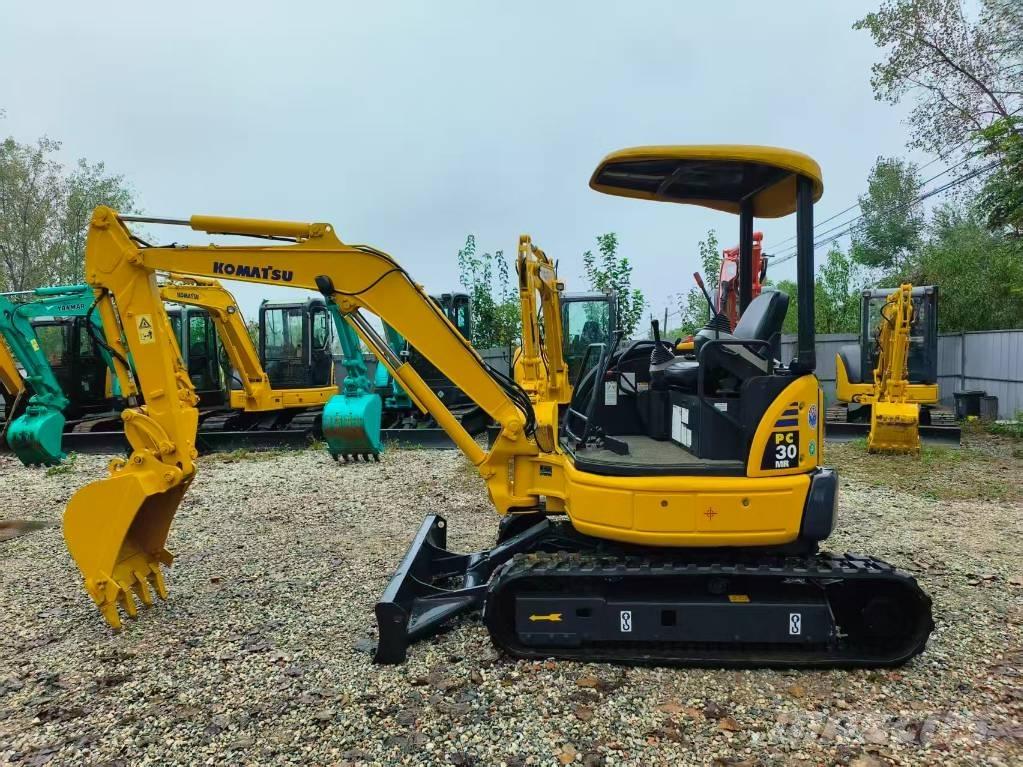 Komatsu PC 30 Mini kotrók < 7t