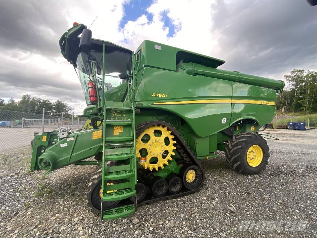 John Deere S790i Kombájnok