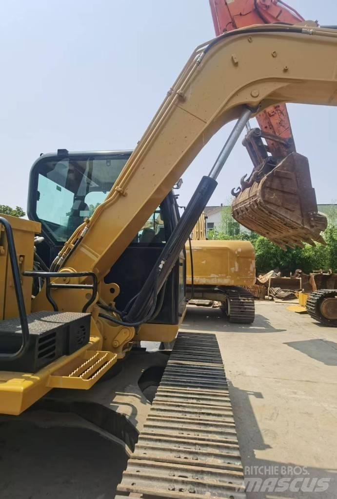 CAT 308 E 2 Közepes (midi) kotrók 7 t - 12 t