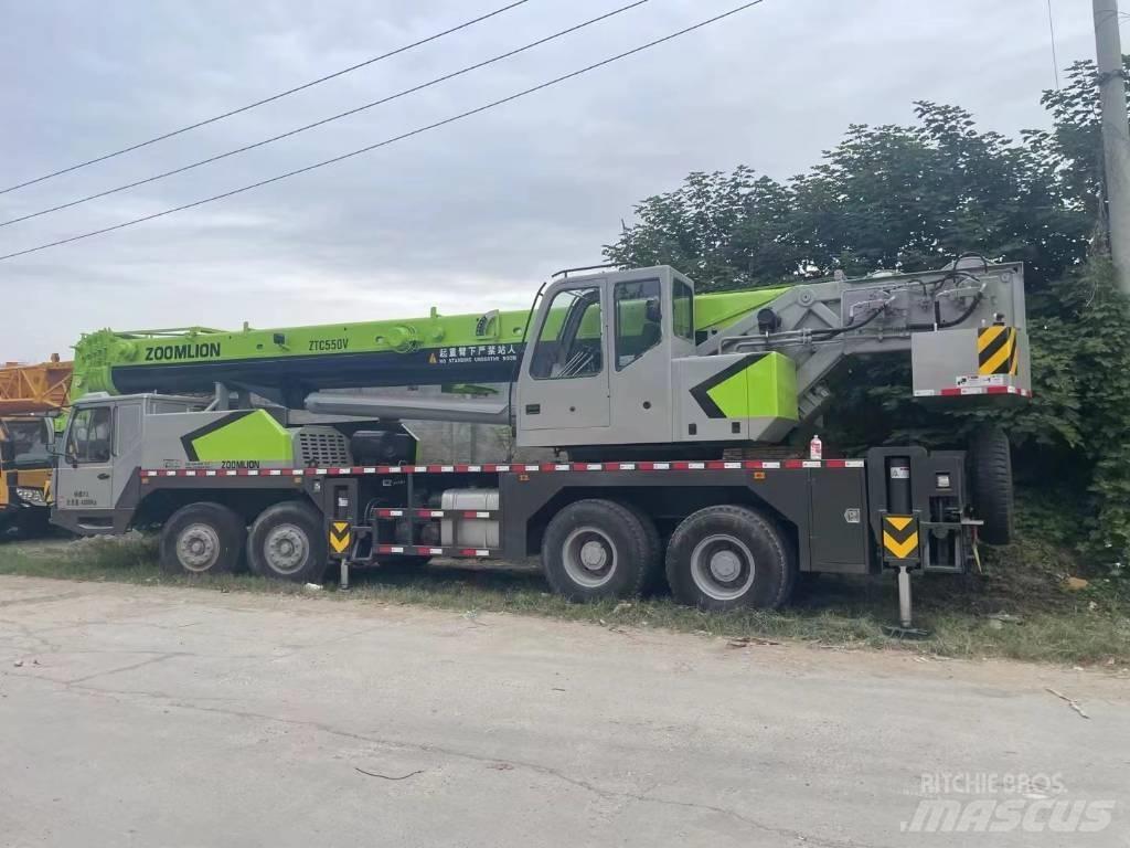 Zoomlion ZTC550V Lánctalpas daruk