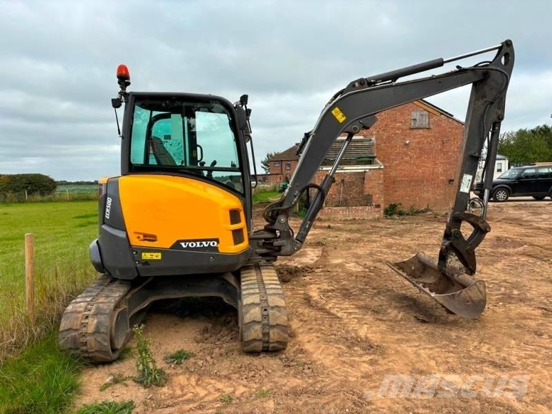 Volvo EC 50 D Mini kotrók < 7t
