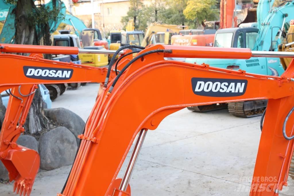 Doosan DH 60-7 Mini kotrók < 7t