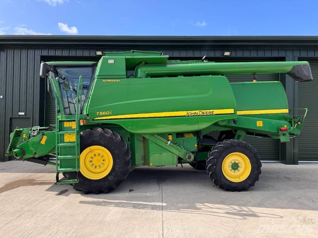 John Deere T 560 i Kombájnok