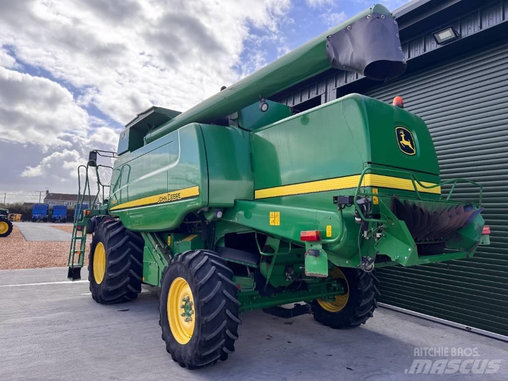 John Deere T 560 i Kombájnok