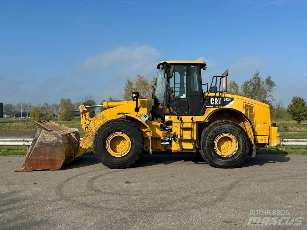 CAT 962H Gumikerekes homlokrakodók