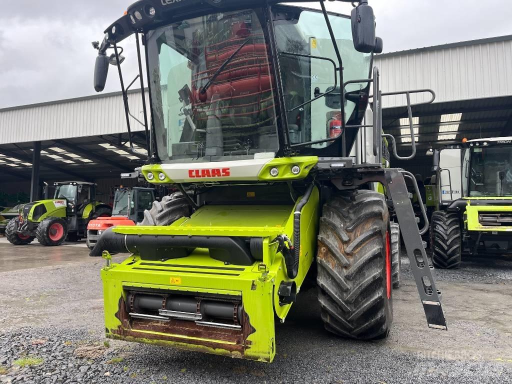 CLAAS Lexion 5400 Kombájnok