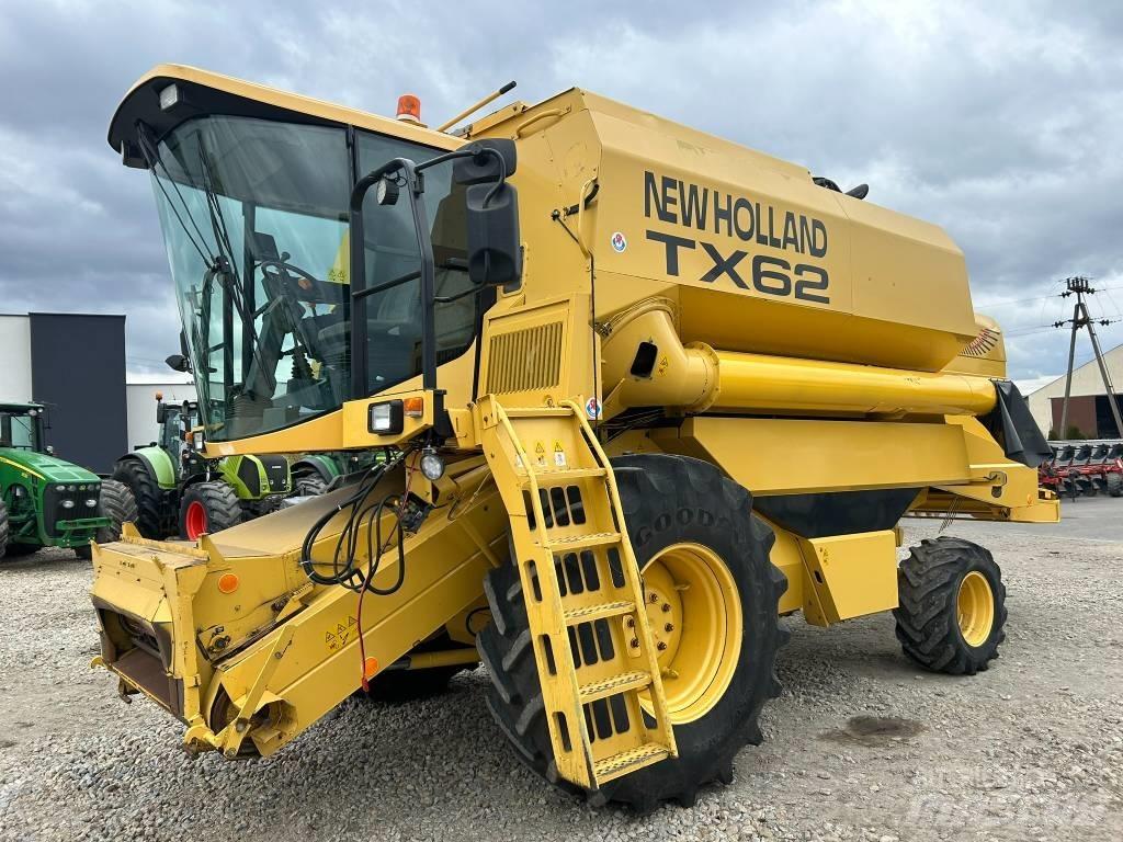 New Holland TX 62 Kombájnok