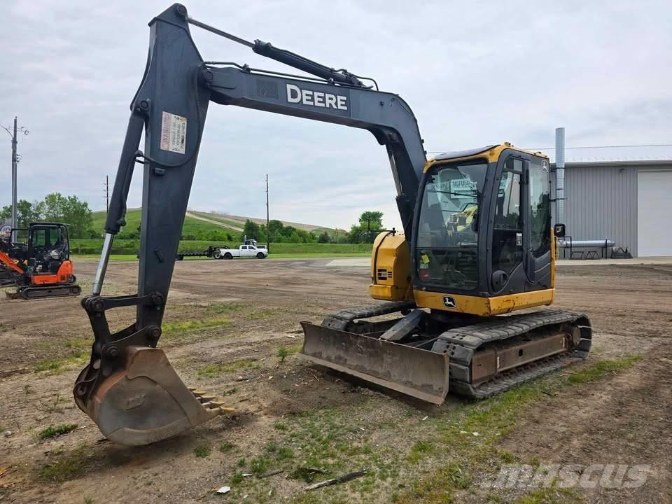 DEERE 75D Lánctalpas kotrók