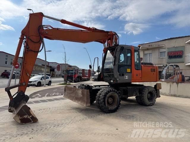 Hitachi ZX 160 W Gumikerekes kotrók