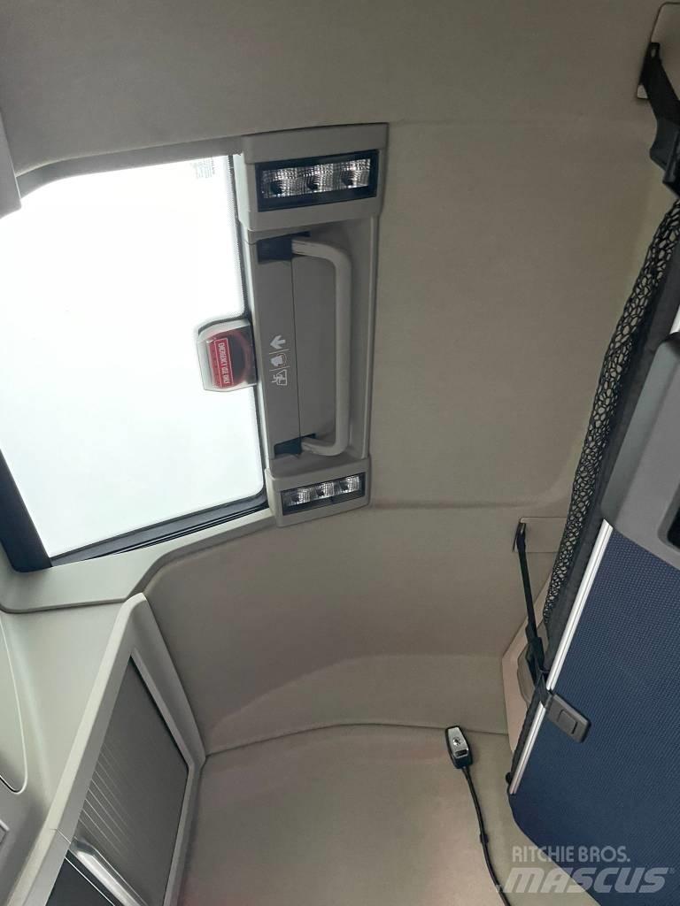 Volvo FH 500 Nyergesvontatók