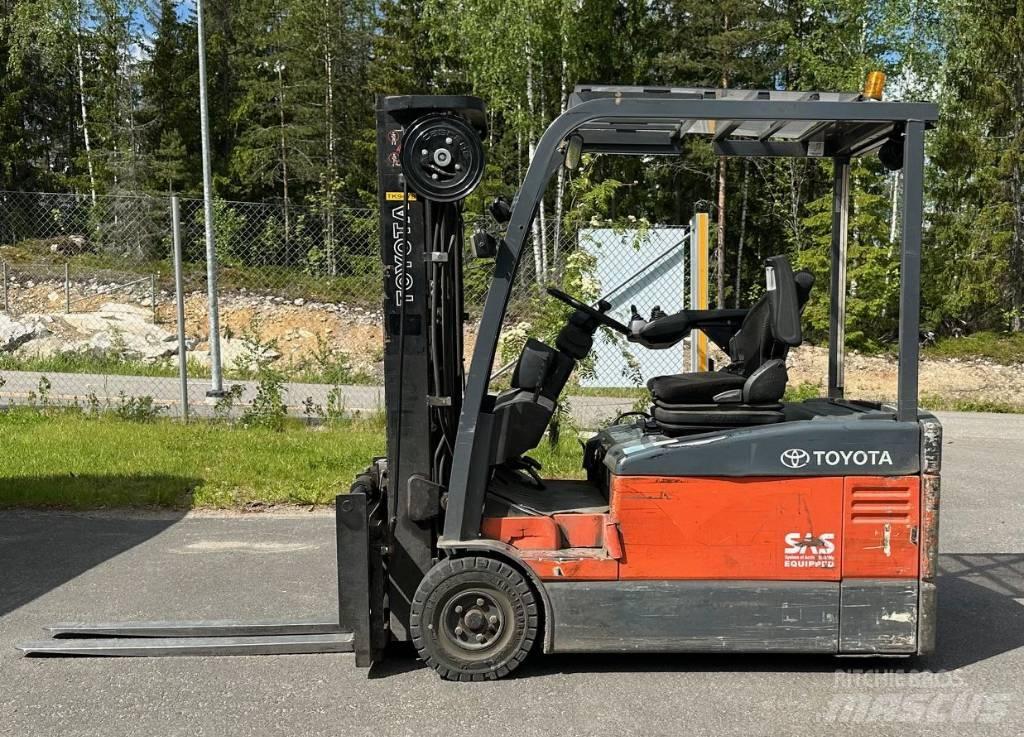 Toyota 7 FBEF 16 Elektromos targoncák