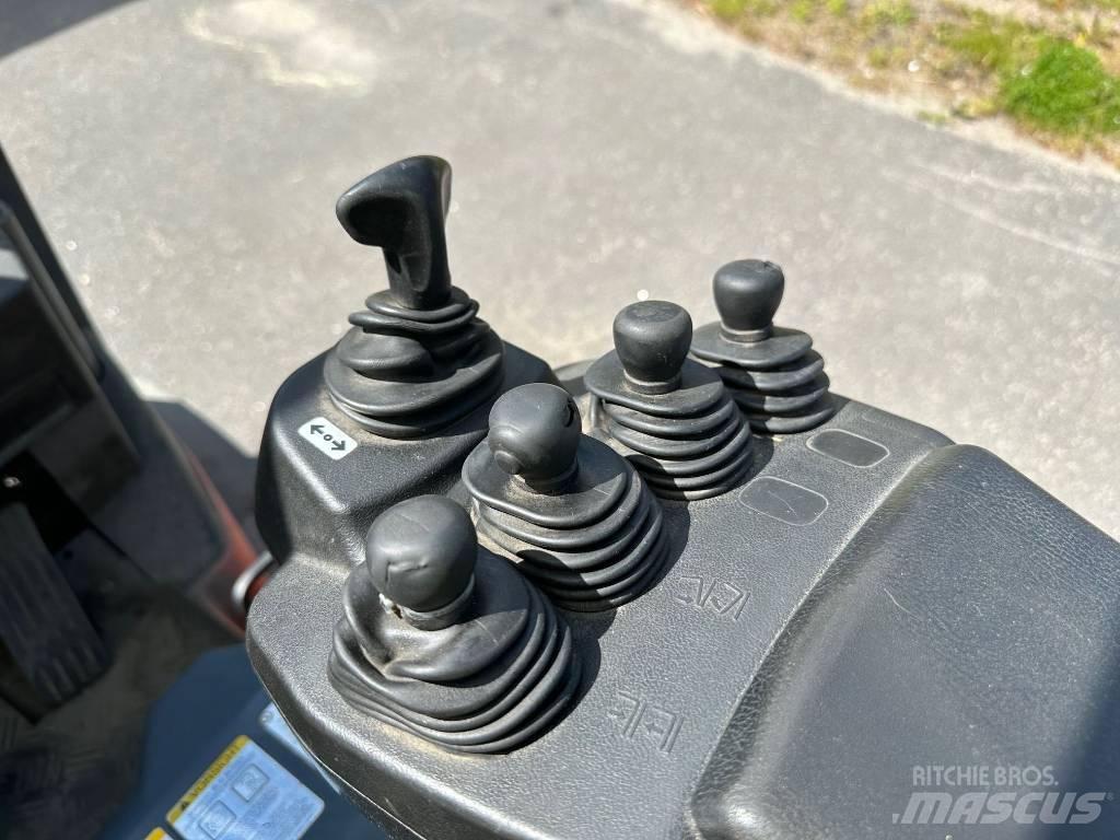 Toyota 7 FBEF 16 Elektromos targoncák