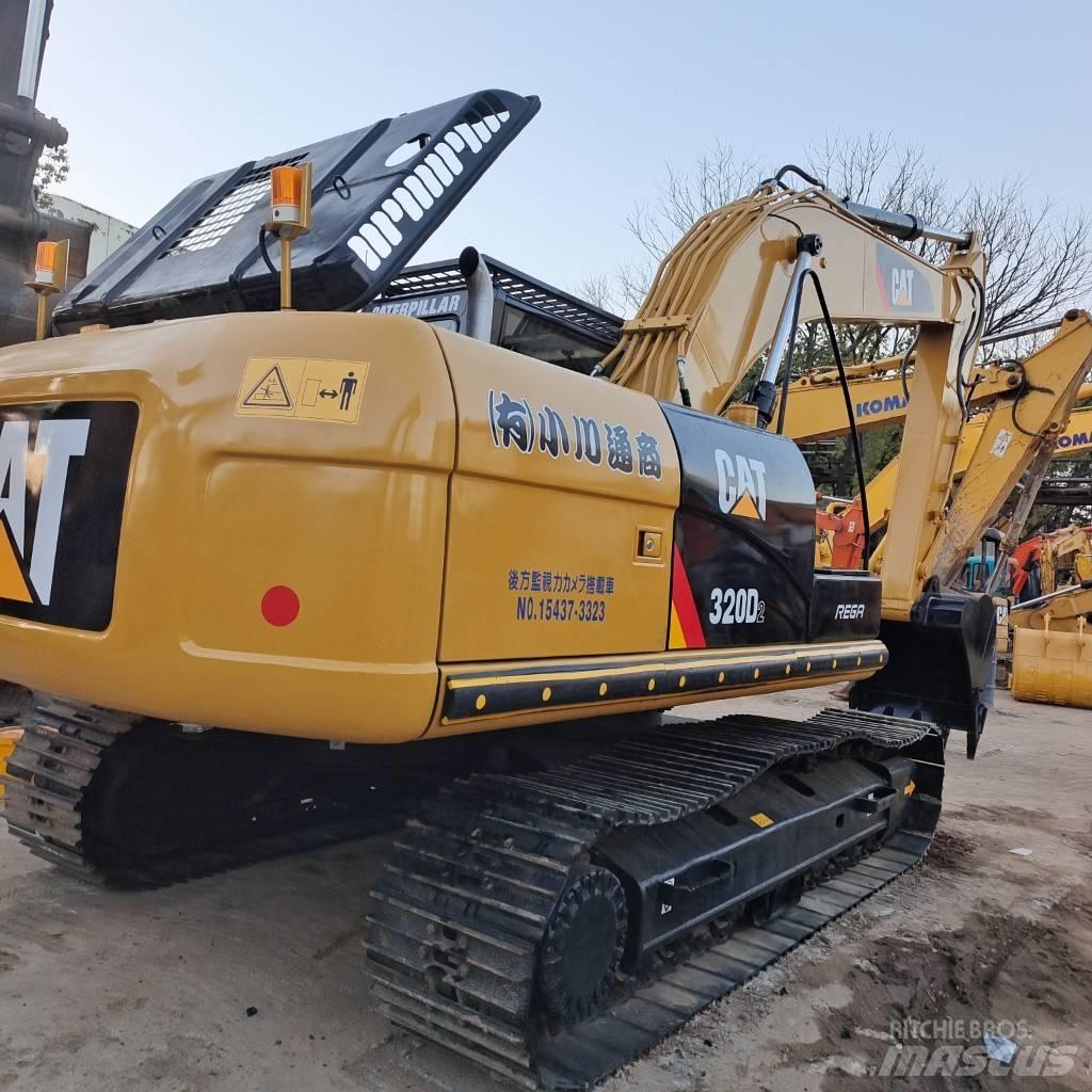 CAT 320 D Lánctalpas kotrók