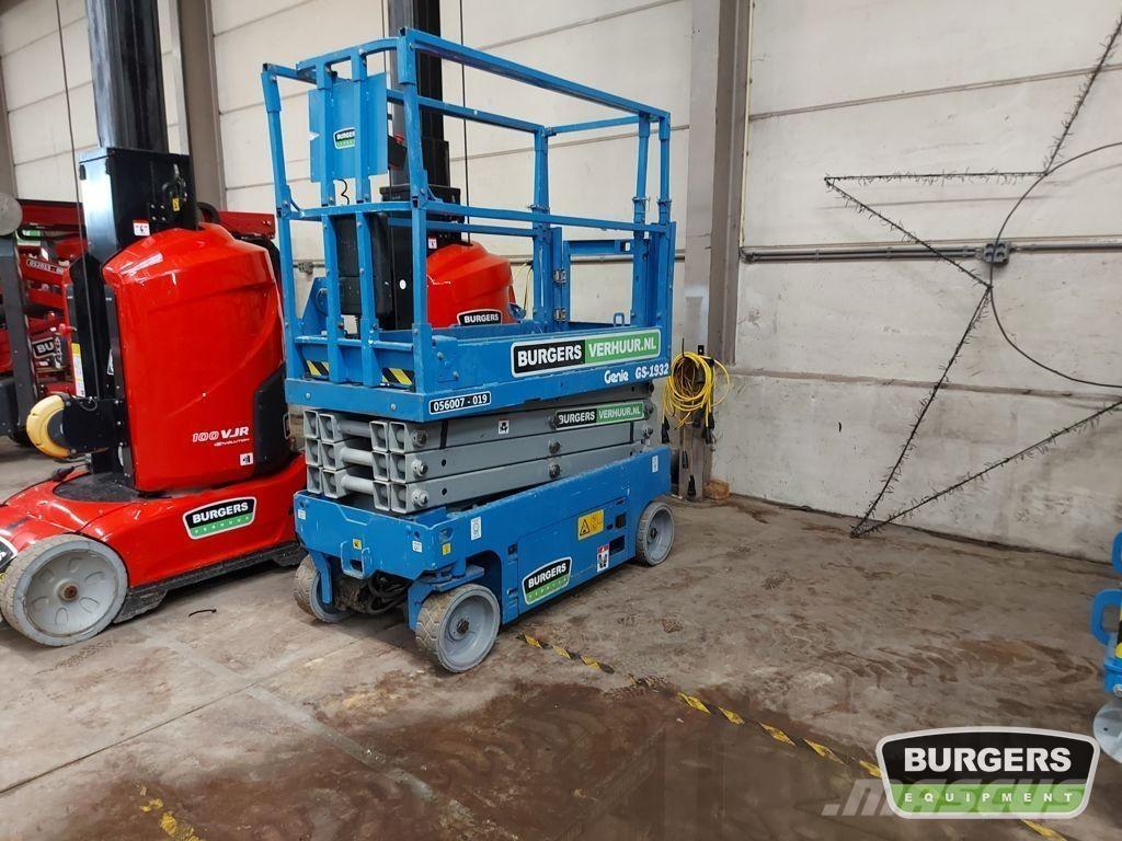 Genie GS1932 Ollós emelők