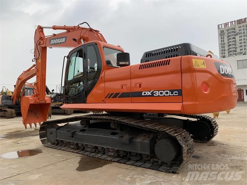 Doosan DX300 Lánctalpas kotrók