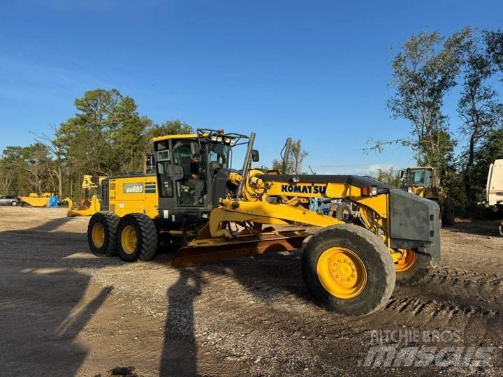 Komatsu GD 655-6 Gréderek