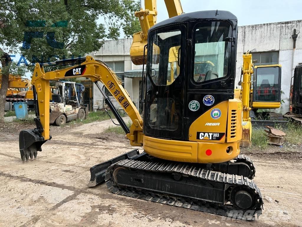 CAT 303 CR Lánctalpas kotrók