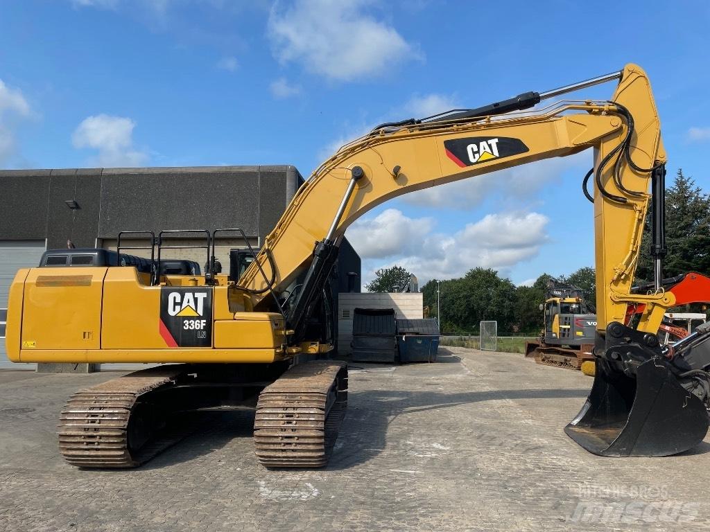 CAT 336F Lánctalpas kotrók
