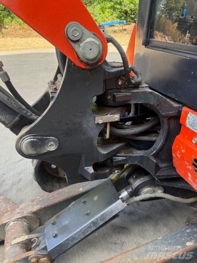 Kubota KX 71 Mini kotrók < 7t