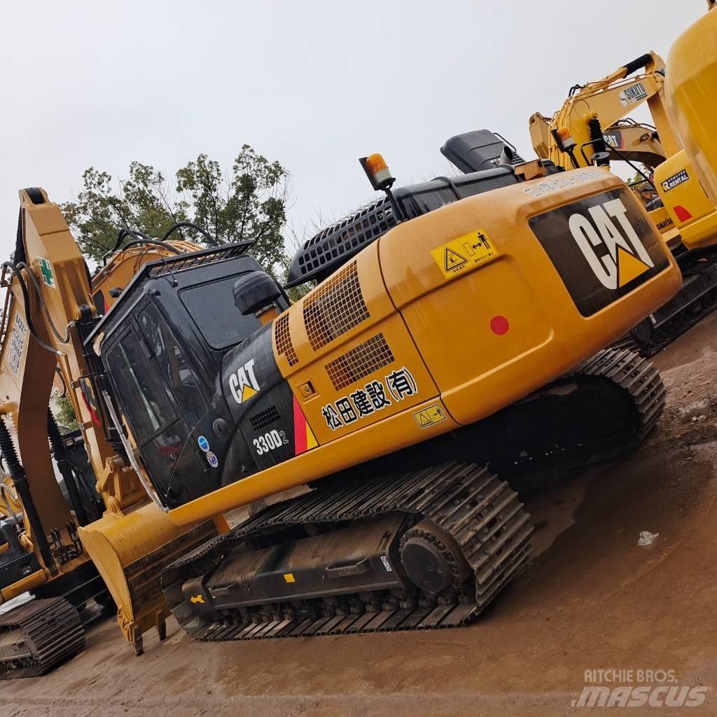 CAT 330 D Lánctalpas kotrók