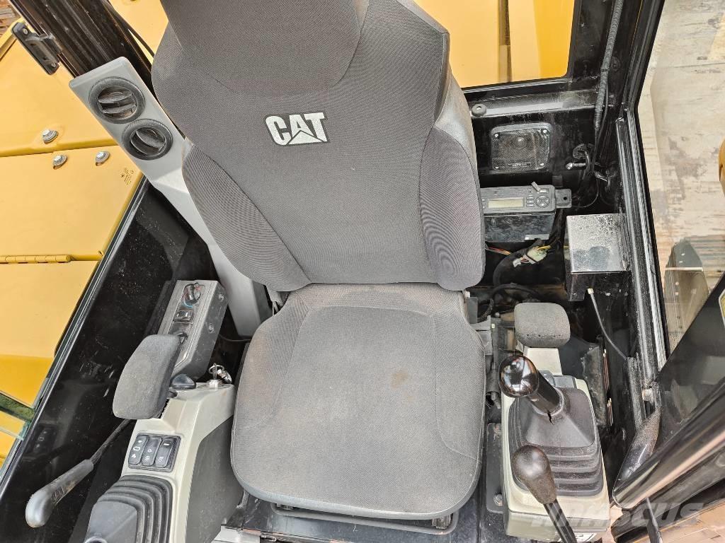 CAT 305.5 E2 Mini kotrók < 7t