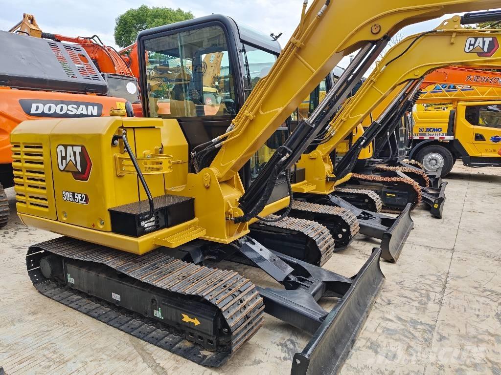 CAT 305.5 E2 Mini kotrók < 7t