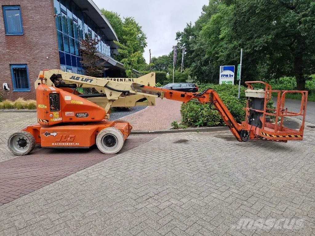 JLG E400AJPN Karos emelők