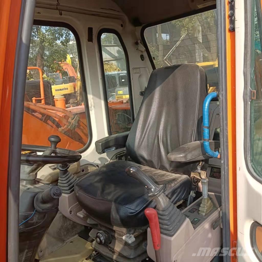 Doosan DH150W-7 Gumikerekes kotrók