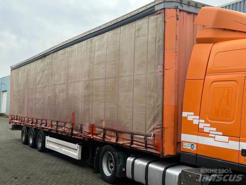 Krone + 3 AXEL + MEGA Elhúzható ponyvás félpótkocsik