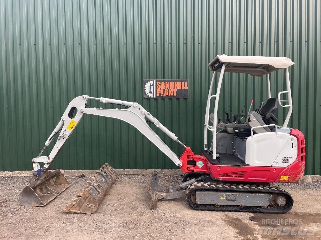 Takeuchi TB 216 Mini kotrók < 7t