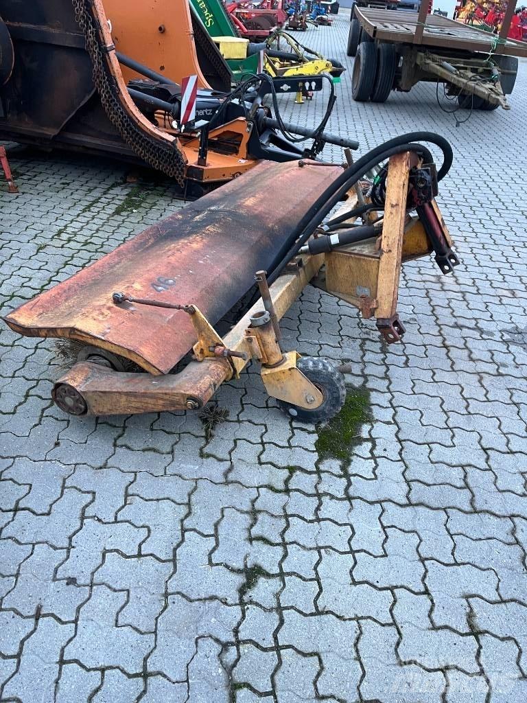 GMR HF 25 A Úttakarító gépek
