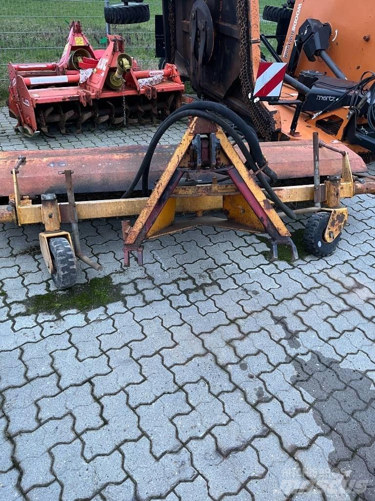 GMR HF 25 A Úttakarító gépek