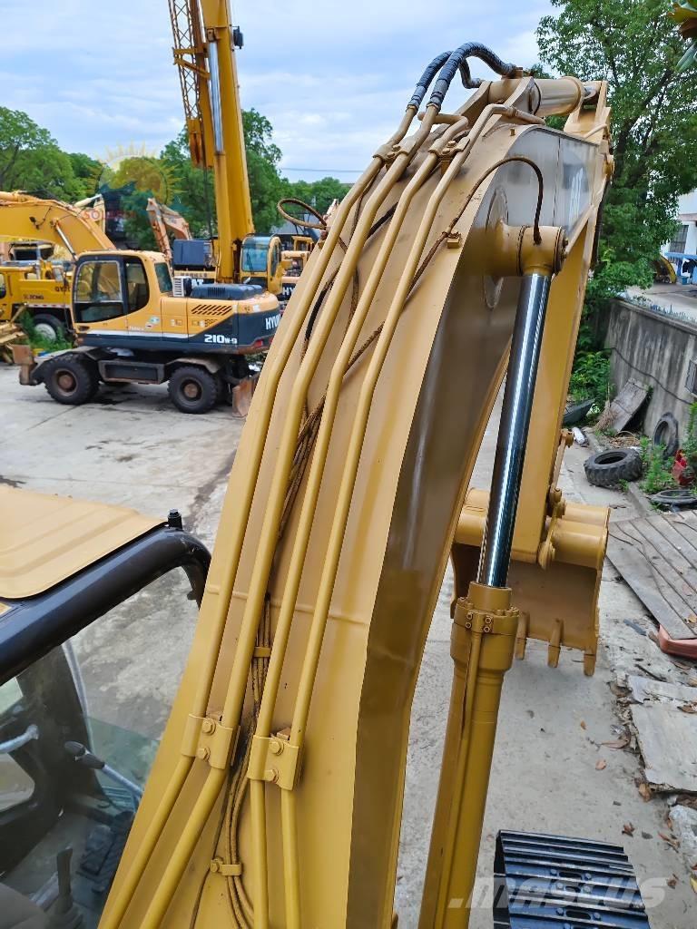 CAT 320 C L Lánctalpas kotrók