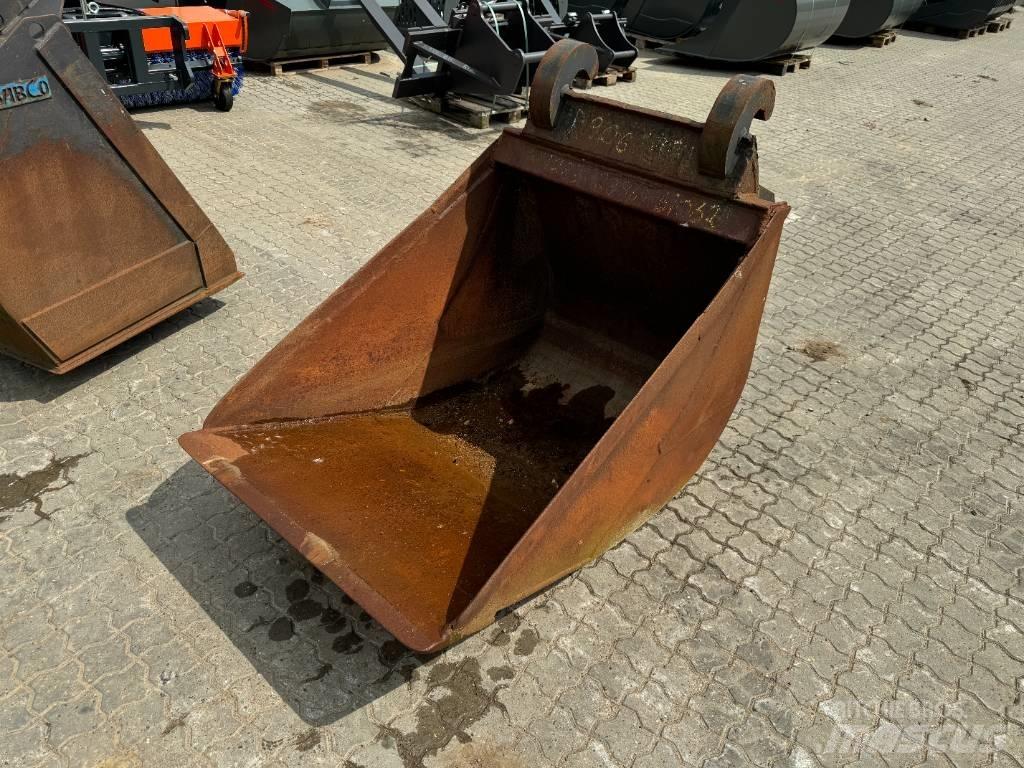  used Bucket Kanalak