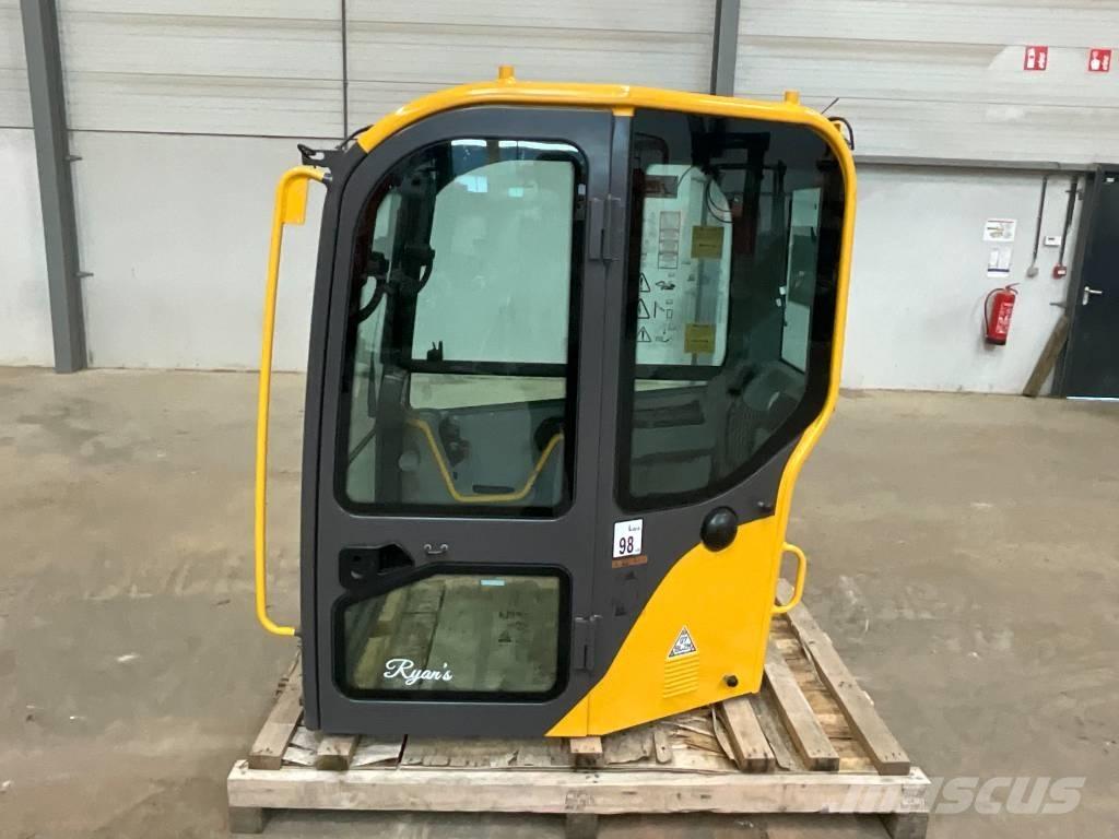 Volvo ECR 88 D Vezetőfülke és belső tartozékok