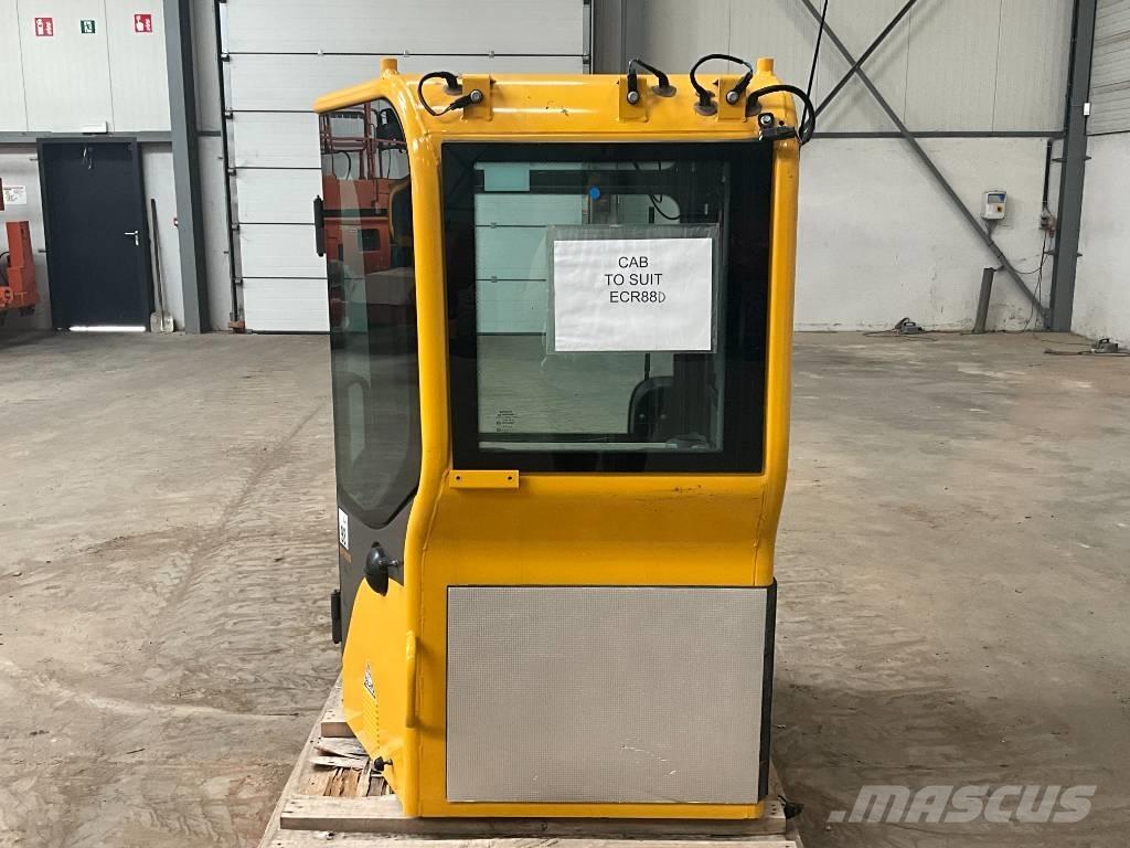 Volvo ECR 88 D Vezetőfülke és belső tartozékok