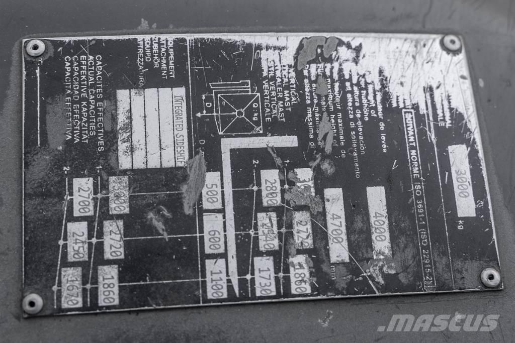 Manitou MI 30 D Dízel targoncák