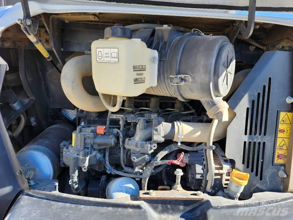 Bobcat E 60 Mini kotrók < 7t
