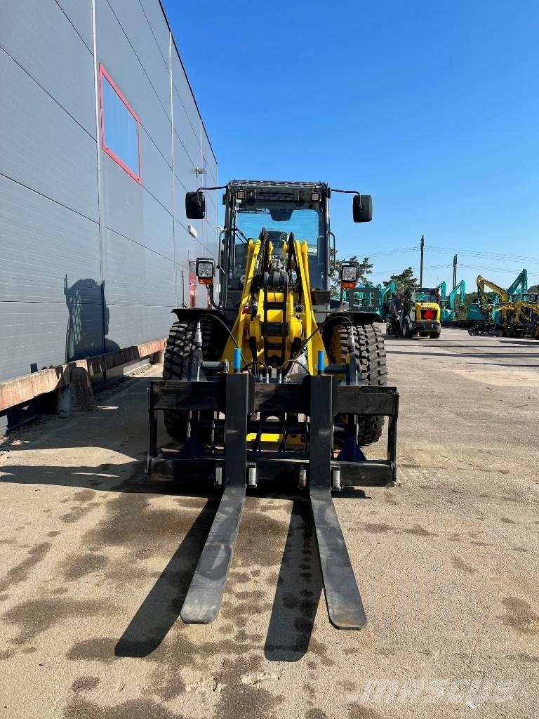 Wacker Neuson WL 70 Gumikerekes homlokrakodók