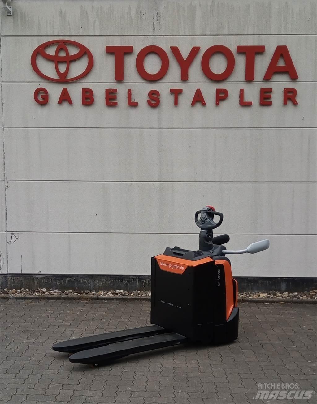 Toyota LPE200 Alacsony emelőkocsi