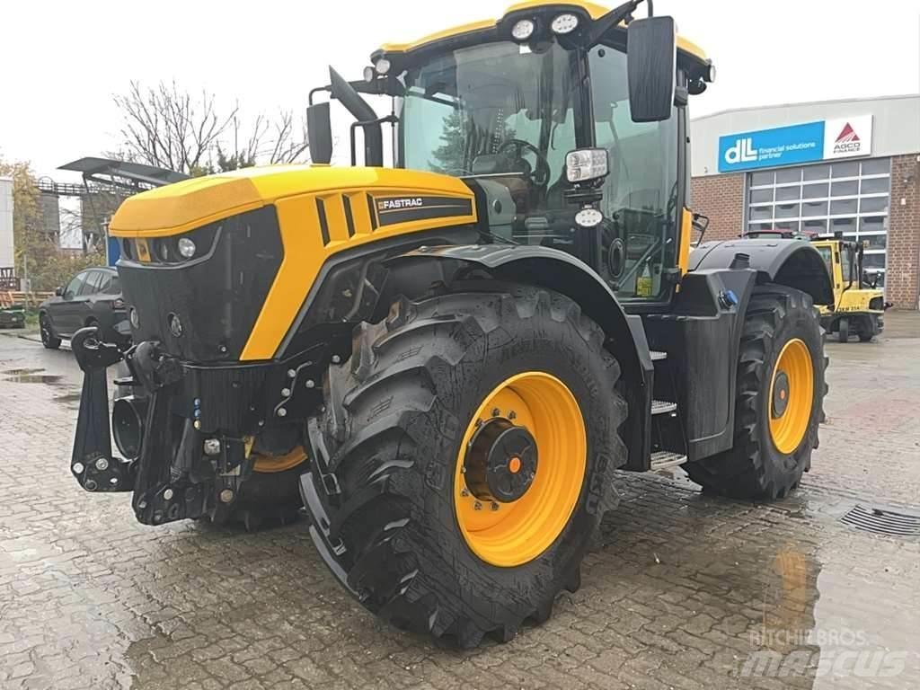 JCB Fastrac 4220 Traktorok