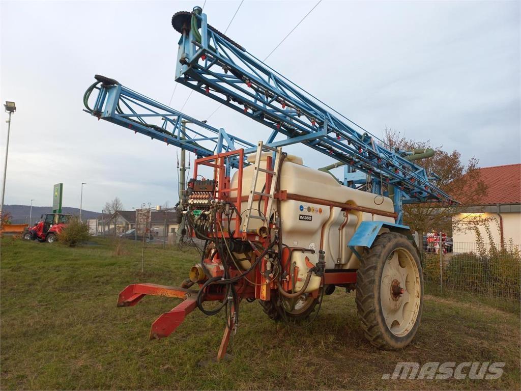 Holder IN 360 Vontatott trágyaszórók