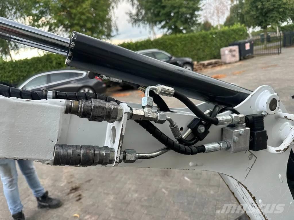 Bobcat E10 Mini kotrók < 7t