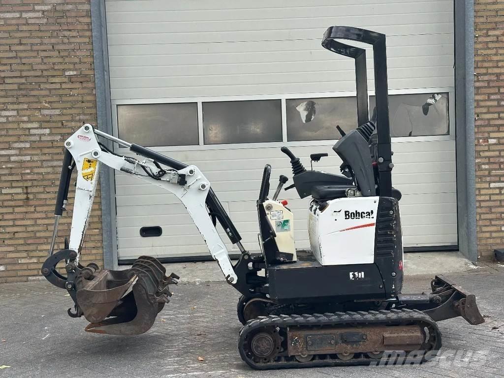 Bobcat E10 Mini kotrók < 7t